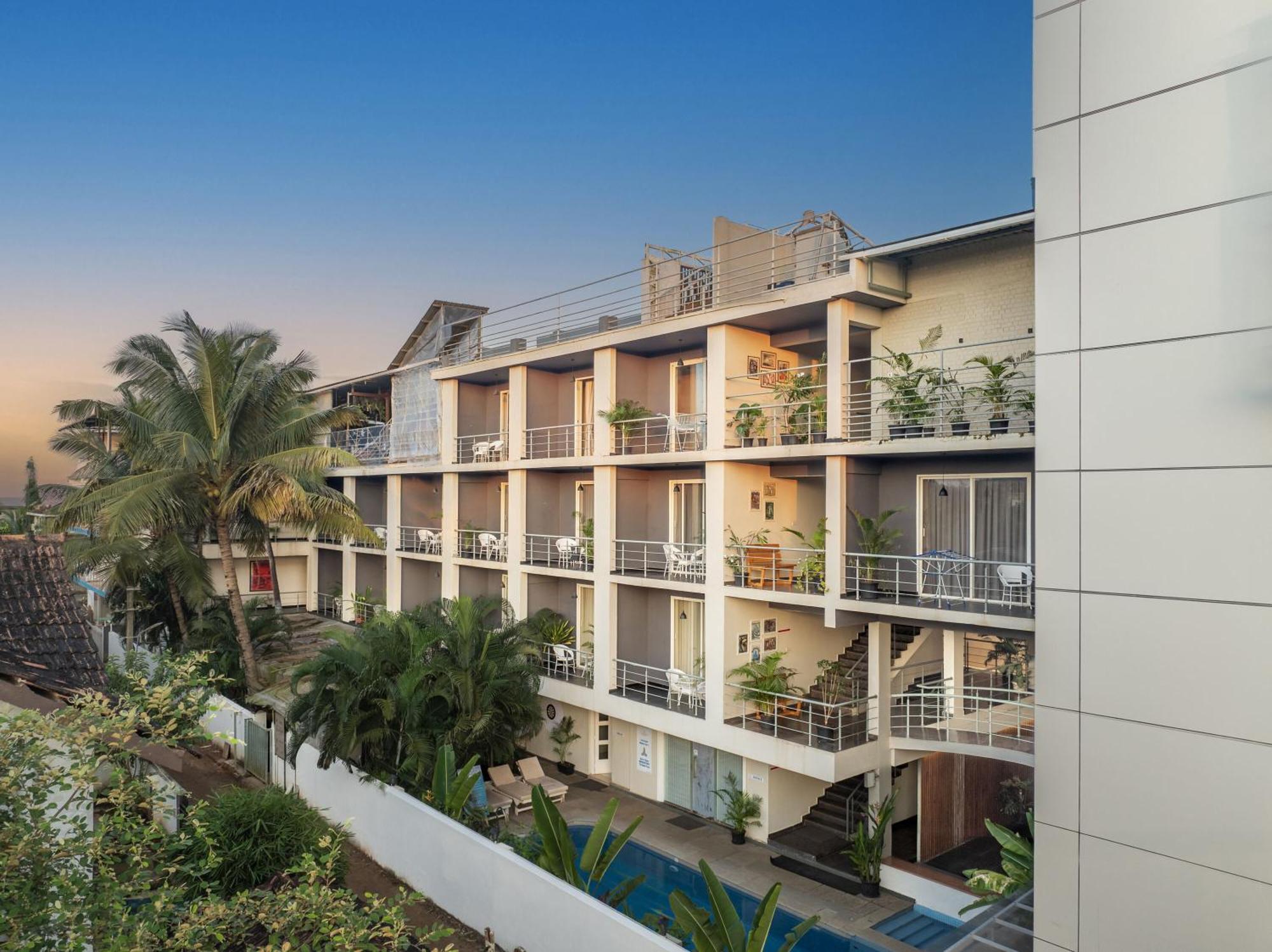 Отель Echor Samara Morjim Goa Sea View Restro Экстерьер фото
